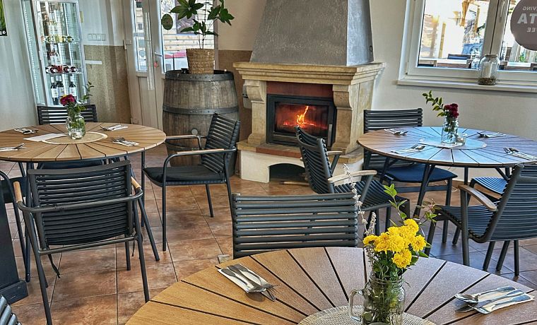 Restaurace
